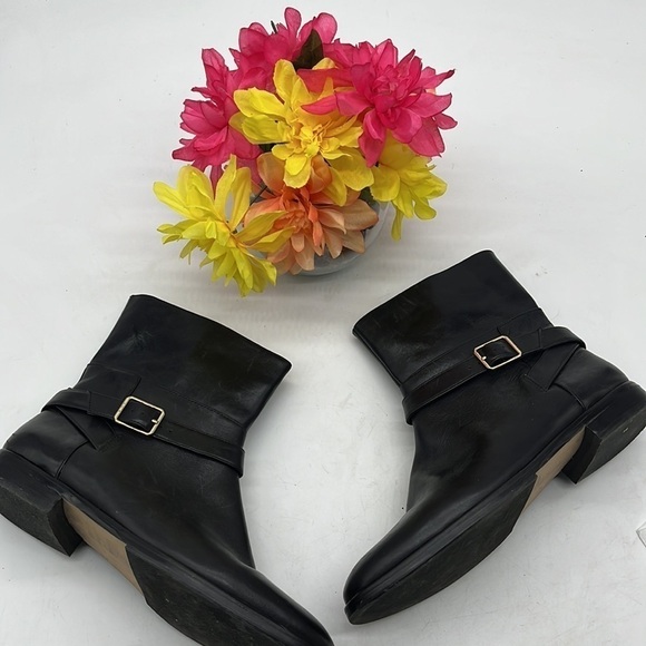 Ann Taylor Black Leather Ankle Boots Sz 8. BAB2117C - Picture 3 of 9